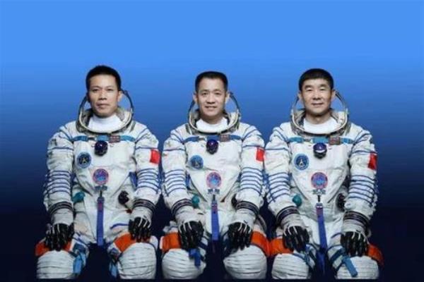 神舟历代飞行员名单