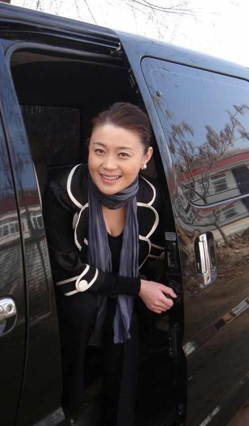 关婷娜多大了及身高多少呢