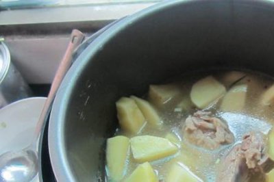 ​清炖排骨土豆汤的家常做法