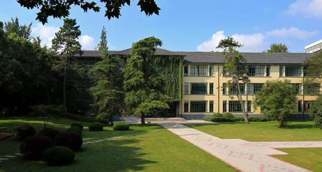 最新世界一流学科建设高校排名榜（2022年世界高校学科排行榜公布）(2)