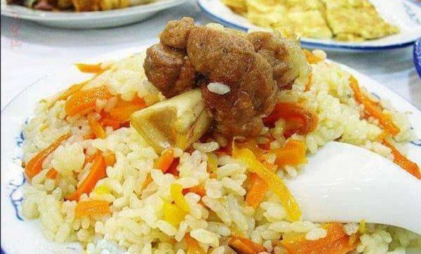 手抓饭是哪个地方的菜,手抓饭是哪个民族的风俗图5