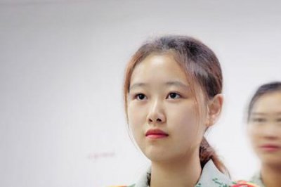 ​稍息立正怎么喊有气势