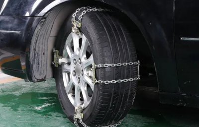 ​防滑链（防滑链可以跑高速公路吗）