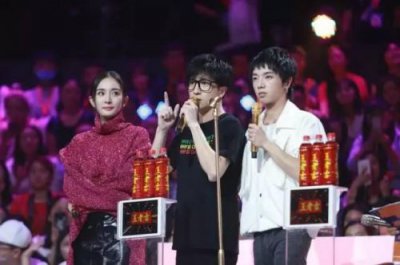 ​明日之子薛之谦摔麦视频_明日之子薛之谦战队成员