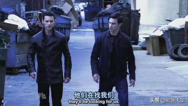 犯罪现场csi第二季（CSI犯罪现场调查-即将蜕变的配角们）(3)