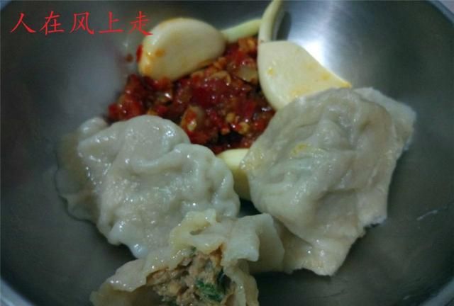 吃饺子蘸生抽还是老抽，饺子蘸料是生抽还是老抽？图7