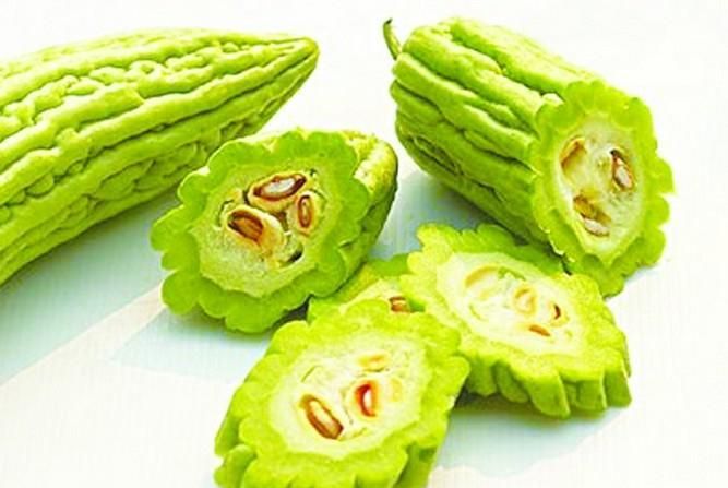 一天生吃一个苦瓜可以起到减肥的作用吗