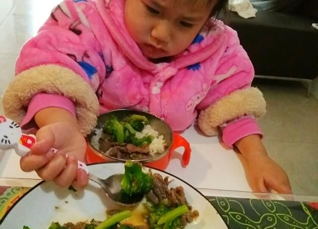 西兰花煮多久能熟，西兰花煮多久喂狗？图3