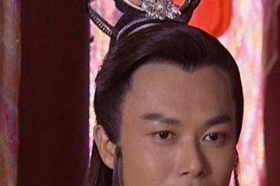​龙游天下三部都是同一个导演吗