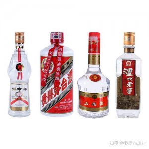 ​浓香型和酱香型的白酒哪个贵(浓香型酱香型清香型白酒哪个好喝)