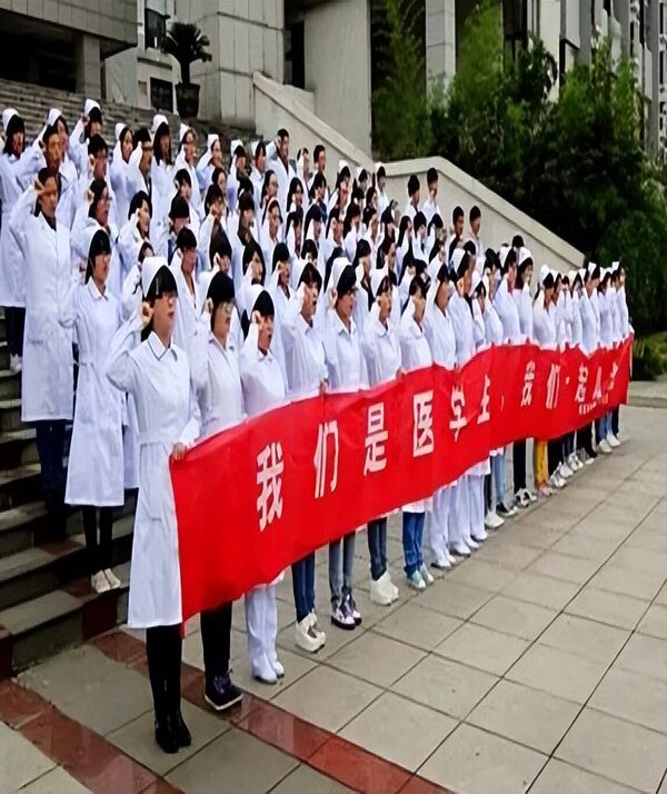 徐晔中山大学女朋友照片（徐晔中山大学博士结婚了吗）