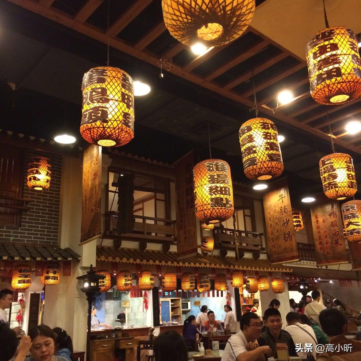 南京小吃街美食街在哪里(南京必去的小吃街)