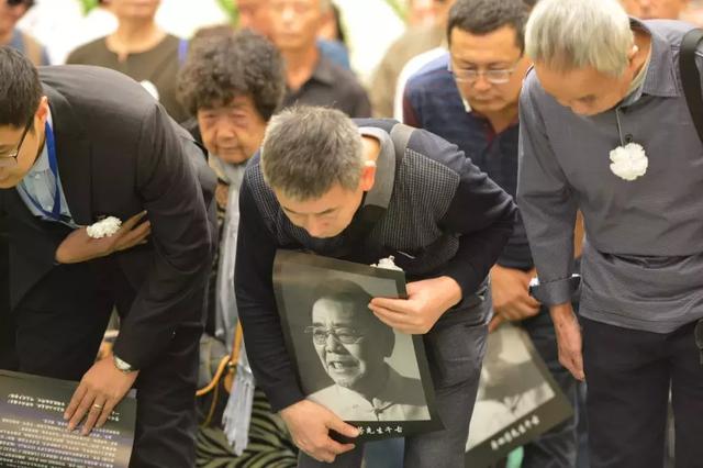 单田芳讲述一生经历（他一生留下近120部长篇佳作）(2)