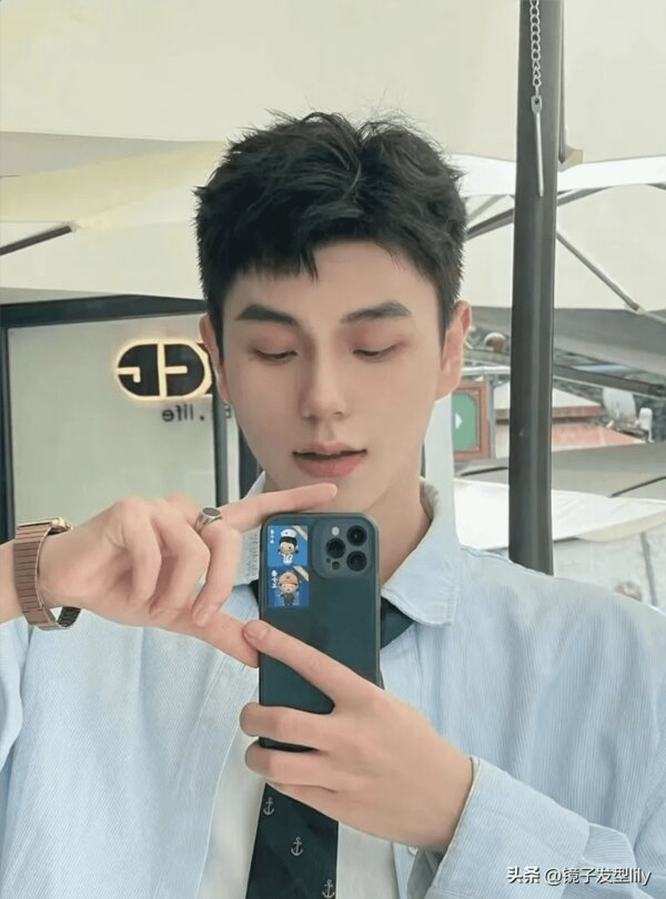 男士飞机头发型（帅气男士飞机头发型图片）