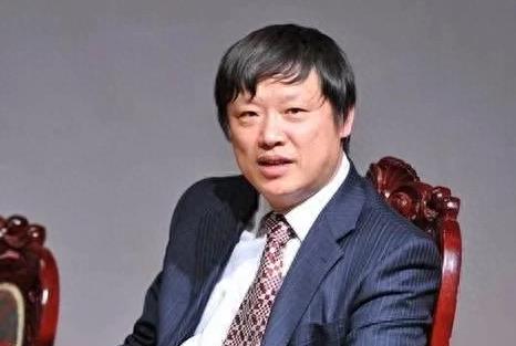 胡锡进哪里人(胡锡进的个人背景)