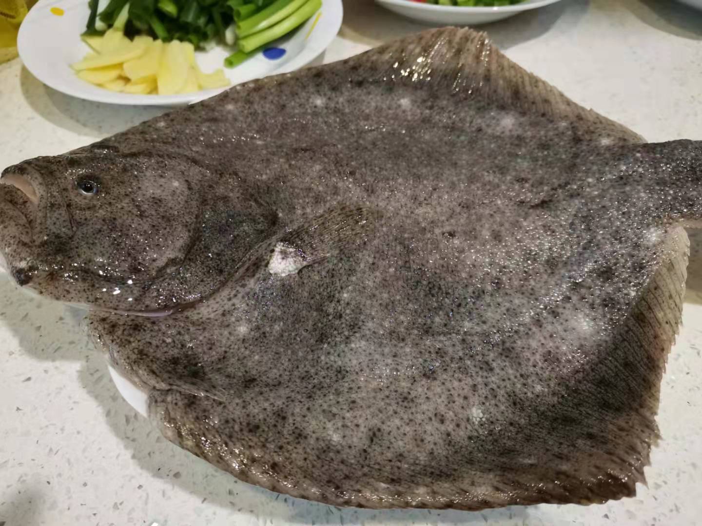清蒸多宝鱼蒸几分钟(清蒸多宝鱼怎么蒸好吃)