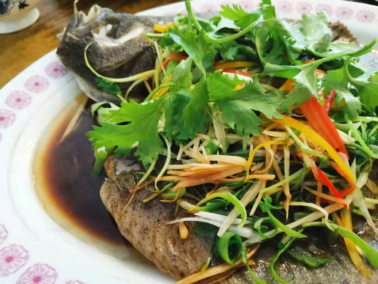 清蒸多宝鱼蒸几分钟(清蒸多宝鱼怎么蒸好吃)