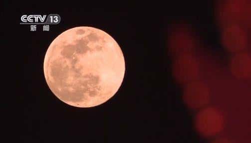 地球到月球的直线距离为（地球与月球之间的距离多少光年）
