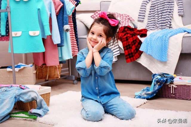 新生儿衣服首次怎么洗用热水还是冷水（新生儿衣服首次怎么洗）