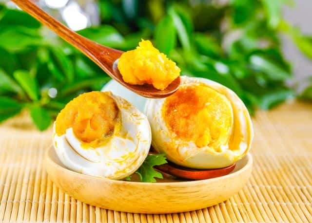 熟的咸鸭蛋煮多久（咸鸭蛋煮多久能熟）