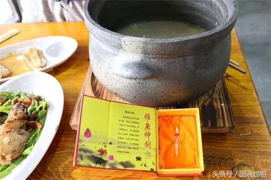 148元一斤的雅鱼这么贵，全靠藏在鱼头里的“它”辨别真假