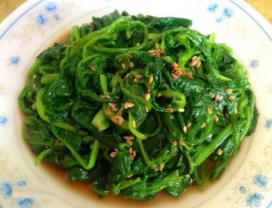 ​菠菜怎么凉拌？做法在这里，喜欢的不要错过哦~