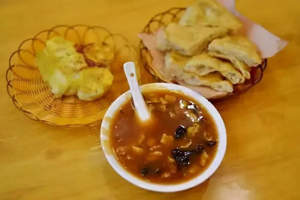 郑州特色美食小吃有哪些，河南郑州特色美食推荐-