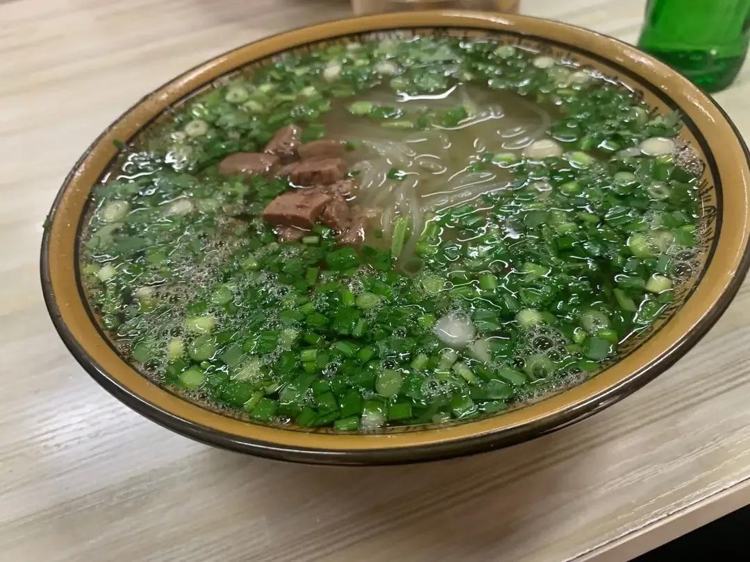 郑州特色美食小吃有哪些，河南郑州特色美食推荐-