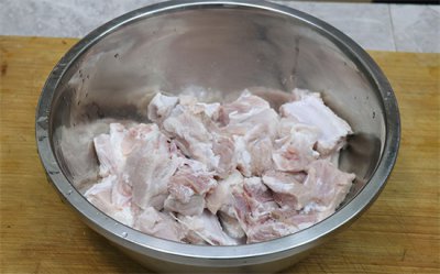 ​冬瓜排骨汤怎么炖好喝又营养  ，软烂脱骨，汤鲜味美，营养又好喝