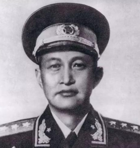 ​开国上将中最特殊的一位，两次授予上将，三个儿子取名虎、豹、狮