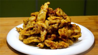 ​炸酥肉加面粉还是淀粉？分享正确的做法，越吃越香