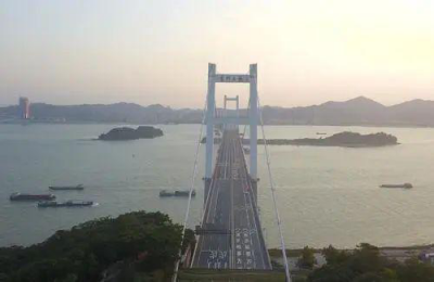 ​桥梁涡振原理（小变化引起桥面抖动，一文了解桥梁涡振原理及风险）