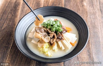 ​少吃“3白”，多吃“2黄”，帮肝脏瘦身，抵挡脂肪肝的“骚扰”