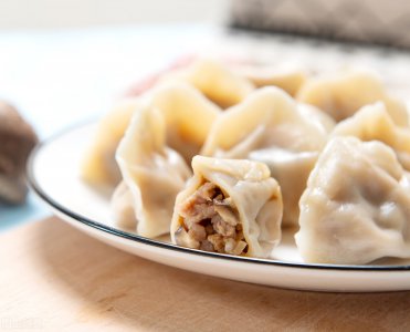​饺子馅有哪些种类（饺子馅有哪些种类 常见）