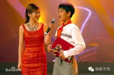 ​中国看起来最年轻的演员 中国最年轻最漂亮的女演员