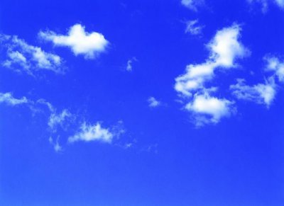 ​为什么天是蓝色的（天空呈现蓝色的原因分析）