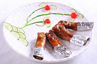 ​吃辣鸭脖太辣怎么办？鸭脖子太辣怎么办？