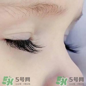 ​怎么让睫毛变长？增长睫毛的方法有哪些？