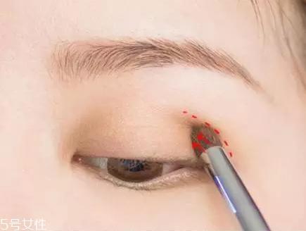 网红的妆都是怎么化的？论女生眼妆的重要性