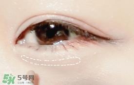 粉色桃花妆画法步骤 桃花妆画法步骤