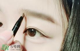 粉色桃花妆画法步骤 桃花妆画法步骤