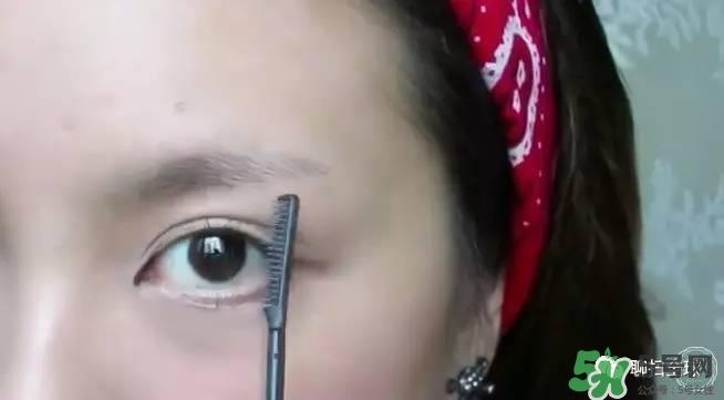 10种眼线的画法 新手眼线的画法步骤图