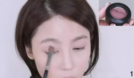 干玫瑰色妆容怎么化？干玫瑰色妆容画法步骤