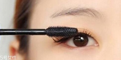 淑女妆怎么画清新自然？教你化一个撩倒男神的妆