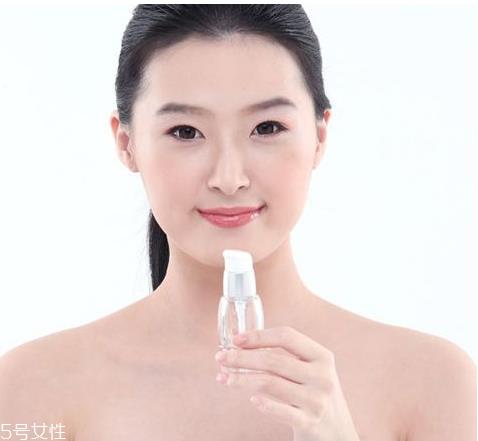 保湿面霜和乳液的区别 合适的护肤品很重要