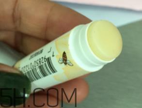 小蜜蜂细致修护唇膏怎么样？好用吗？