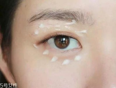 ​眼部护理有用吗 眼部护理是鸡肋还是刚需