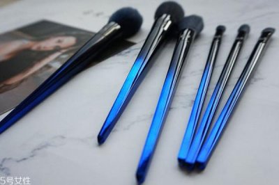 ​琴制化妆刷怎么样 亲民价格高质感表现