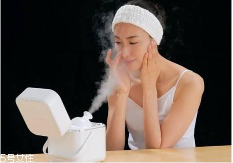 脸颊毛孔粗大的原因 蒸脸器可以细致毛孔