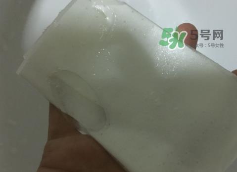 阿芙面膜孕妇能用吗？阿芙面膜有荧光剂吗？